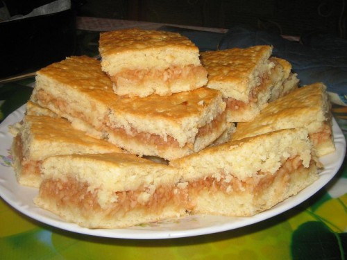 Almás pite II