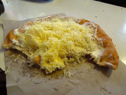 Isteni finom kefires lángos – Kelesztés nélküli!