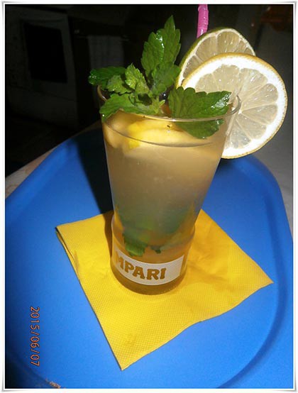 HŰSÍTŐ ALMÁSKOKTÉL (alkoholmentes)