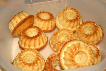 Mini kuglóf , fánk
