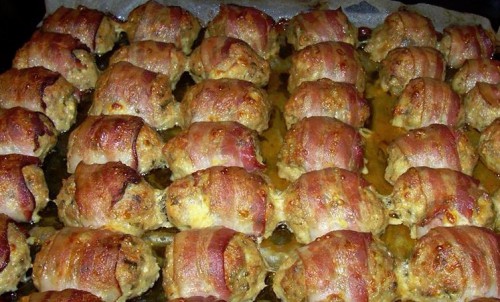 Baconös tepsis fasírt