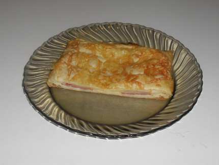 Szalámis leveles