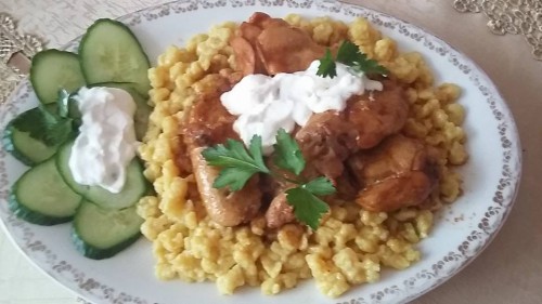 Csirke pörkölt nokedlivel