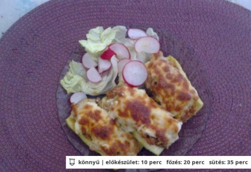 Töltött cukkini darált hússal