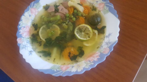 Szivárvány zöldségkeverék leves