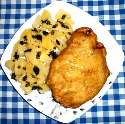 Fűszeres karaj párizsias bundában.