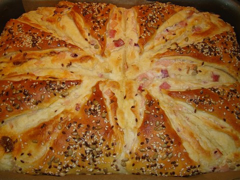 Töltött kenyér (Kombe)