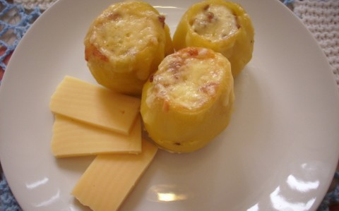 Darált húsos, töltött burgonya